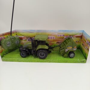 Zielony Traktor na Pilota RC z Prasą do Okrągłych Bel Truck Farm – Raj48