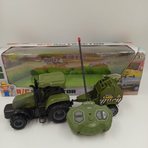 Zielony Traktor na Pilota RC z Prasą do Okrągłych Bel Truck Farm – Raj48
